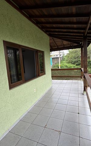 Casa para alugar com 470m², 3 quartos e 6 vagas Casa para alugar com 470m², 3 quartos e 6 vagasVaranda suíte