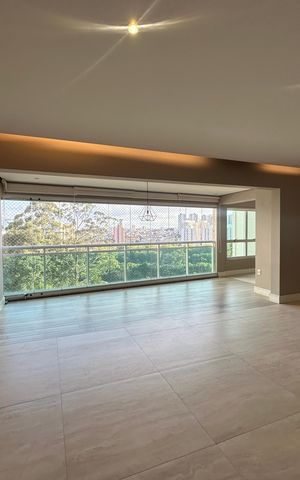 Apartamento para alugar com 124m², 3 quartos e 2 vagasSala