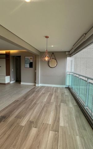Apartamento para alugar com 124m², 3 quartos e 2 vagasVaranda da Sala