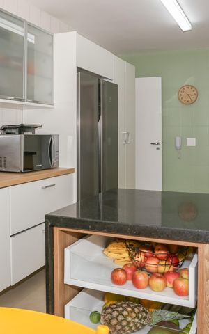 Apartamento à venda com 140m², 3 quartos e 3 vagas Apartamento à venda com 140m², 3 quartos e 3 vagasCozinha