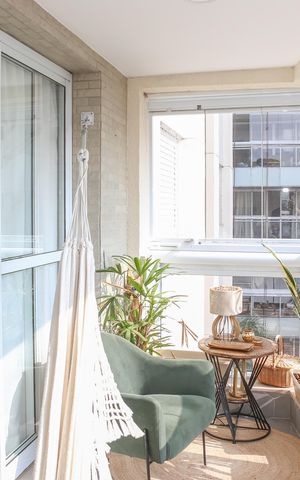 Apartamento à venda com 140m², 3 quartos e 3 vagas Apartamento à venda com 140m², 3 quartos e 3 vagasVaranda Gourmet