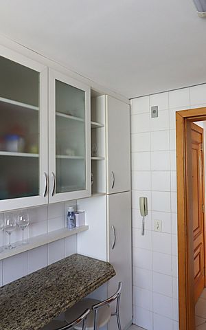 Apartamento para alugar com 94m², 2 quartos e 2 vagasCozinha