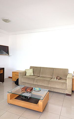 Apartamento para alugar com 94m², 2 quartos e 2 vagasSala