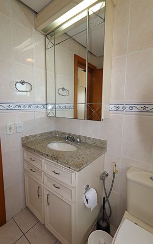 Apartamento para alugar com 94m², 2 quartos e 2 vagasBanheiro da Suíte