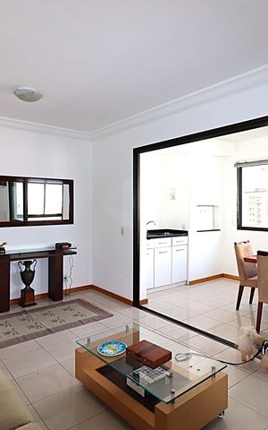 Apartamento para alugar com 94m², 2 quartos e 2 vagasSala