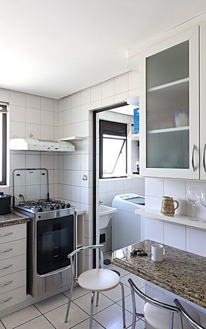 Apartamento para alugar com 94m², 2 quartos e 2 vagasCozinha