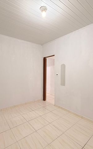 Casa à venda com 125m², 3 quartos e 1 vagaQuarto - Casa 1