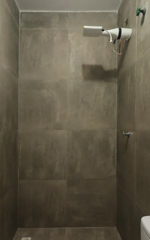 Apartamento para alugar com 74m², 2 quartos e sem vagaBanheiro