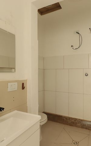 Apartamento para alugar com 54m², 2 quartos e sem vagaBanheiro