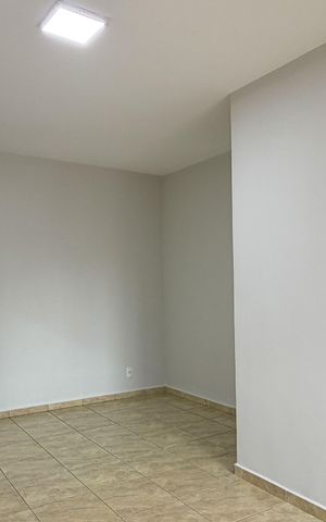 Apartamento para alugar com 80m², 2 quartos e 1 vaga Apartamento para alugar com 80m², 2 quartos e 1 vagaSala