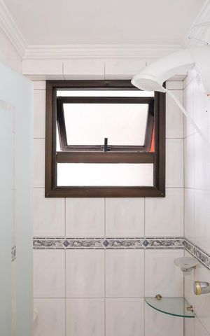 Apartamento à venda com 237m², 3 quartos e 2 vagasBanheiro