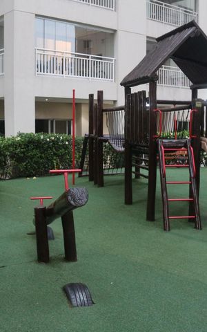 Apartamento à venda com 83m², 2 quartos e 2 vagasÁrea comum - Playground