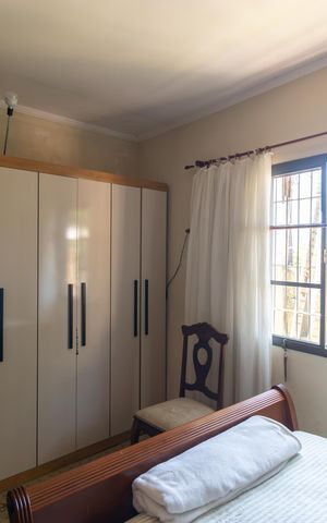 Casa à venda com 616m², 7 quartos e 6 vagas Casa à venda com 616m², 7 quartos e 6 vagasCasa 02- Quarto