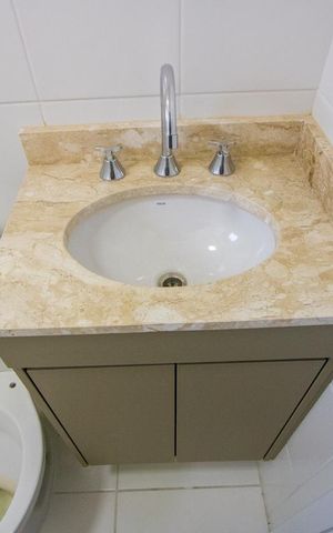 Apartamento à venda com 58m², 2 quartos e 1 vaga Apartamento à venda com 58m², 2 quartos e 1 vagaBanheiro social