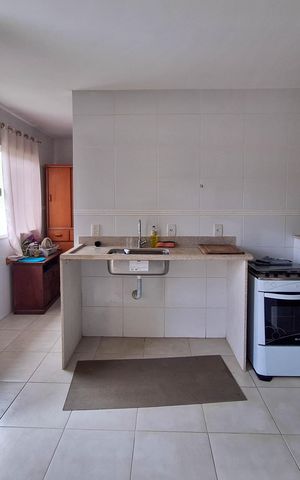 Casa à venda com 120m², 3 quartos e 6 vagas Casa à venda com 120m², 3 quartos e 6 vagasCozinha