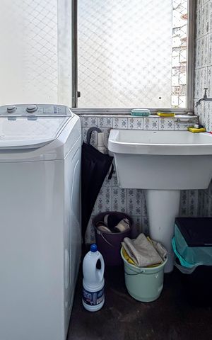 Apartamento à venda com 110m², 3 quartos e 1 vaga Apartamento à venda com 110m², 3 quartos e 1 vagaÁrea de serviço
