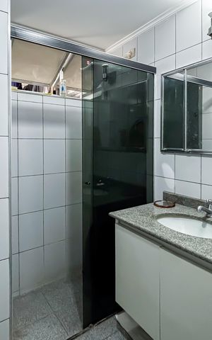 Apartamento à venda com 110m², 3 quartos e 1 vaga Apartamento à venda com 110m², 3 quartos e 1 vagaBanheiro Social