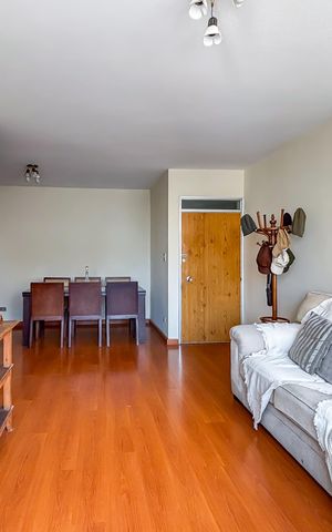Apartamento à venda com 110m², 3 quartos e 1 vaga Apartamento à venda com 110m², 3 quartos e 1 vagaSala