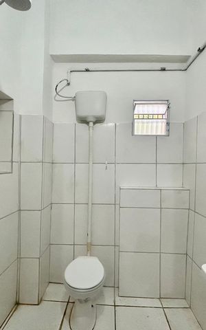 Casa para alugar com 50m², 2 quartos e sem vaga Casa para alugar com 50m², 2 quartos e sem vagaBanheiro