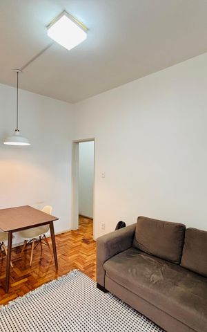 Apartamento para alugar com 77m², 2 quartos e sem vaga