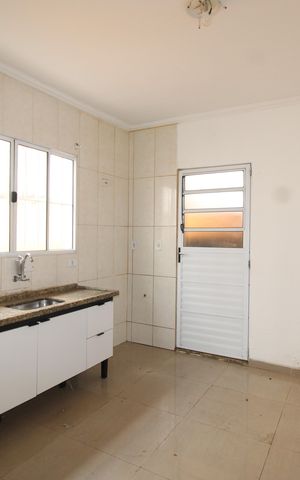 Casa para alugar com 87m², 2 quartos e 1 vagaCozinha
