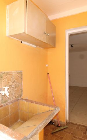 Casa para alugar com 87m², 2 quartos e 1 vagaÁrea de Serviço 1