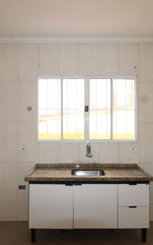 Casa para alugar com 87m², 2 quartos e 1 vagaCozinha