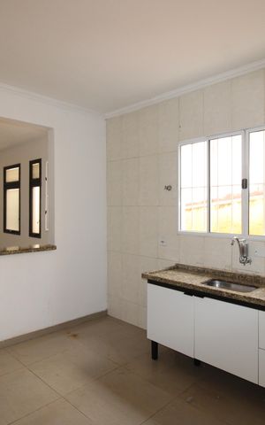 Casa para alugar com 87m², 2 quartos e 1 vagaCozinha