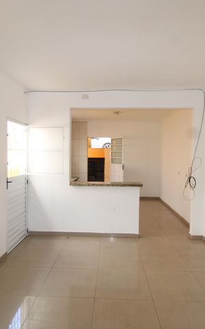 Casa para alugar com 87m², 2 quartos e 1 vagaSala