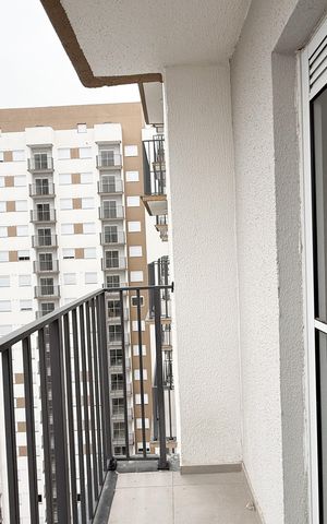 Apartamento para alugar com 37m², 2 quartos e 1 vaga Apartamento para alugar com 37m², 2 quartos e 1 vagaVaranda