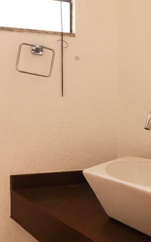 Casa para alugar com 180m², 3 quartos e 5 vagas Casa para alugar com 180m², 3 quartos e 5 vagasLavabo
