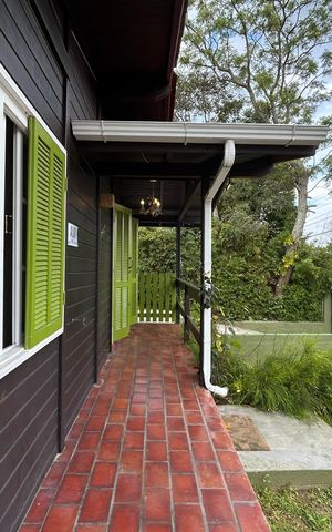 Casa para alugar com 170m², 3 quartos e 1 vagaVaranda