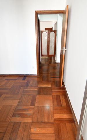 Apartamento à venda com 120m², 3 quartos e 2 vagasQuarto 2