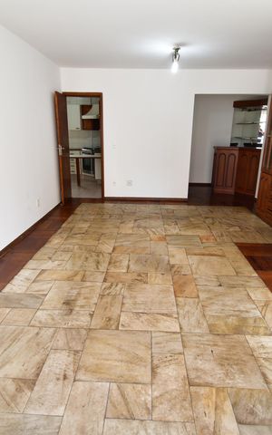 Apartamento à venda com 120m², 3 quartos e 2 vagasSala