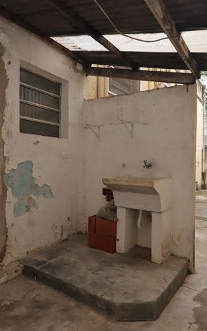 Casa para alugar com 100m², 2 quartos e sem vagaÁrea de Serviço