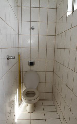 Apartamento para alugar com 212m², 3 quartos e 4 vagasBanheiro de serviço