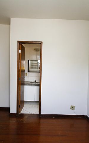 Apartamento para alugar com 212m², 3 quartos e 4 vagasQuarto 2 - Suíte