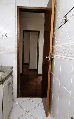 Apartamento para alugar com 212m², 3 quartos e 4 vagasBanheiro Social