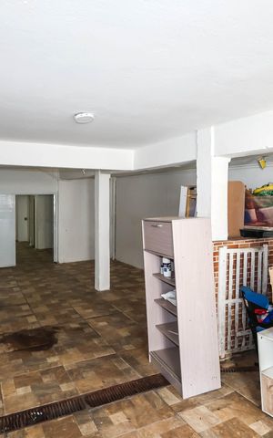 Casa à venda com 260m², 4 quartos e 3 vagasGaragem