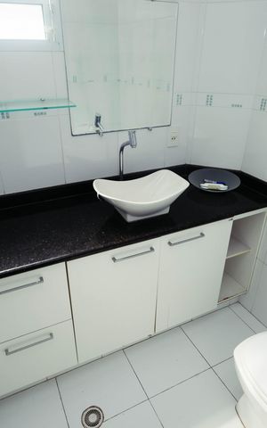 Casa à venda com 260m², 4 quartos e 3 vagasBanheiro