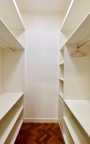 Apartamento à venda com 360m², 6 quartos e 1 vaga