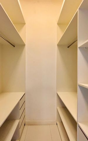 Apartamento à venda com 360m², 6 quartos e 1 vaga