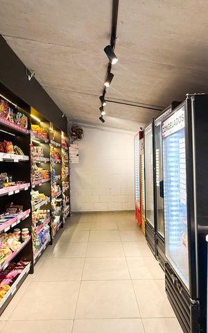 Apartamento para alugar com 43m², 2 quartos e 1 vaga Apartamento para alugar com 43m², 2 quartos e 1 vagaMini mercado
