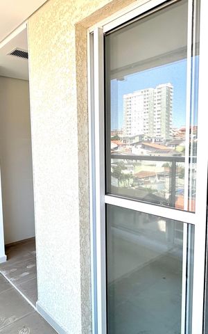 Apartamento à venda com 55m², 2 quartos e 1 vaga Apartamento à venda com 55m², 2 quartos e 1 vagaVaranda da Sala