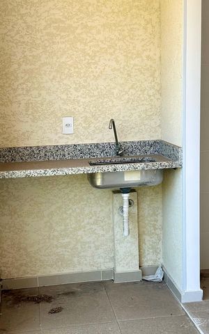 Apartamento à venda com 55m², 2 quartos e 1 vaga Apartamento à venda com 55m², 2 quartos e 1 vagaVaranda da Sala