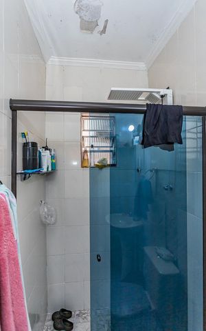 Casa à venda com 194m², 3 quartos e 1 vaga Casa à venda com 194m², 3 quartos e 1 vagaBanheiro suite