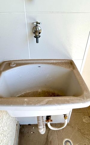 Apartamento à venda com 45m², 2 quartos e 1 vaga Apartamento à venda com 45m², 2 quartos e 1 vagaÁrea de Serviço