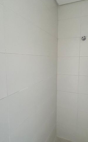 Apartamento à venda com 45m², 2 quartos e 1 vaga Apartamento à venda com 45m², 2 quartos e 1 vagaBanheiro