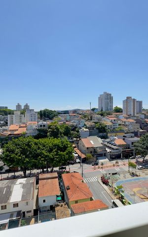 Apartamento à venda com 55m², 2 quartos e 1 vaga Apartamento à venda com 55m², 2 quartos e 1 vagaVaranda