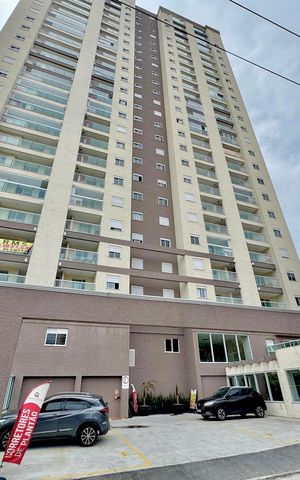 Apartamento à venda com 55m², 2 quartos e 1 vaga Apartamento à venda com 55m², 2 quartos e 1 vagaFachada e portaria